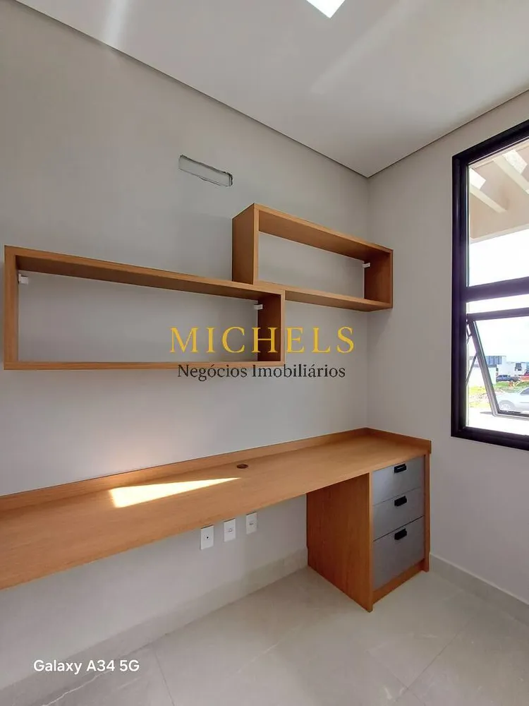 Casa, 3 quartos, 195 m² - Foto 2