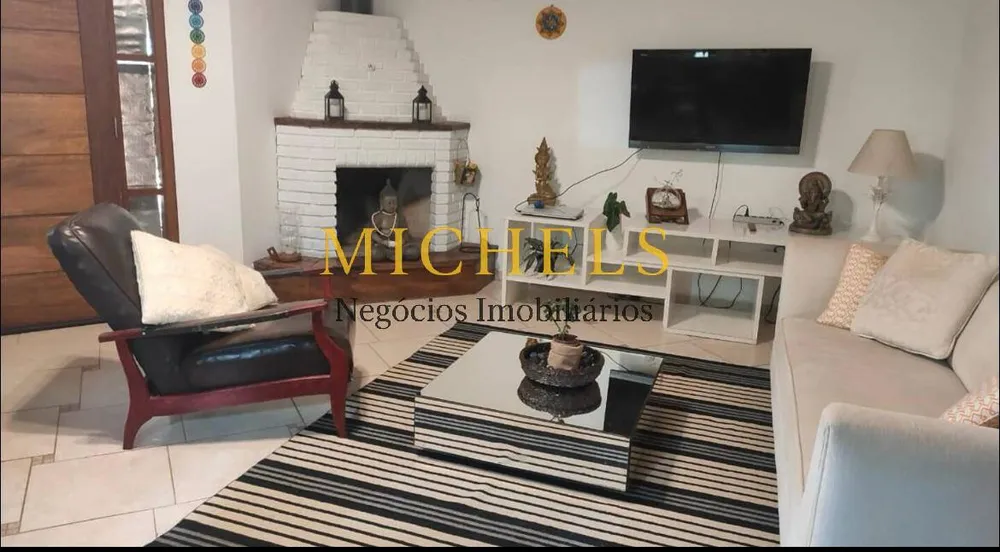 Chácara, 6 quartos, 1350 m² - Foto 2