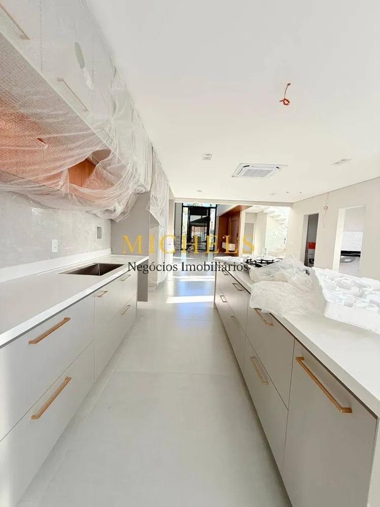 Casa, 3 quartos, 327 m² - Foto 6