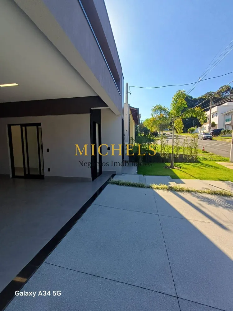 Casa, 3 quartos, 217 m² - Foto 1