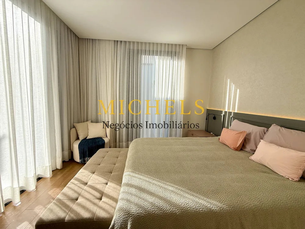 Casa, 3 quartos, 250 m² - Foto 1