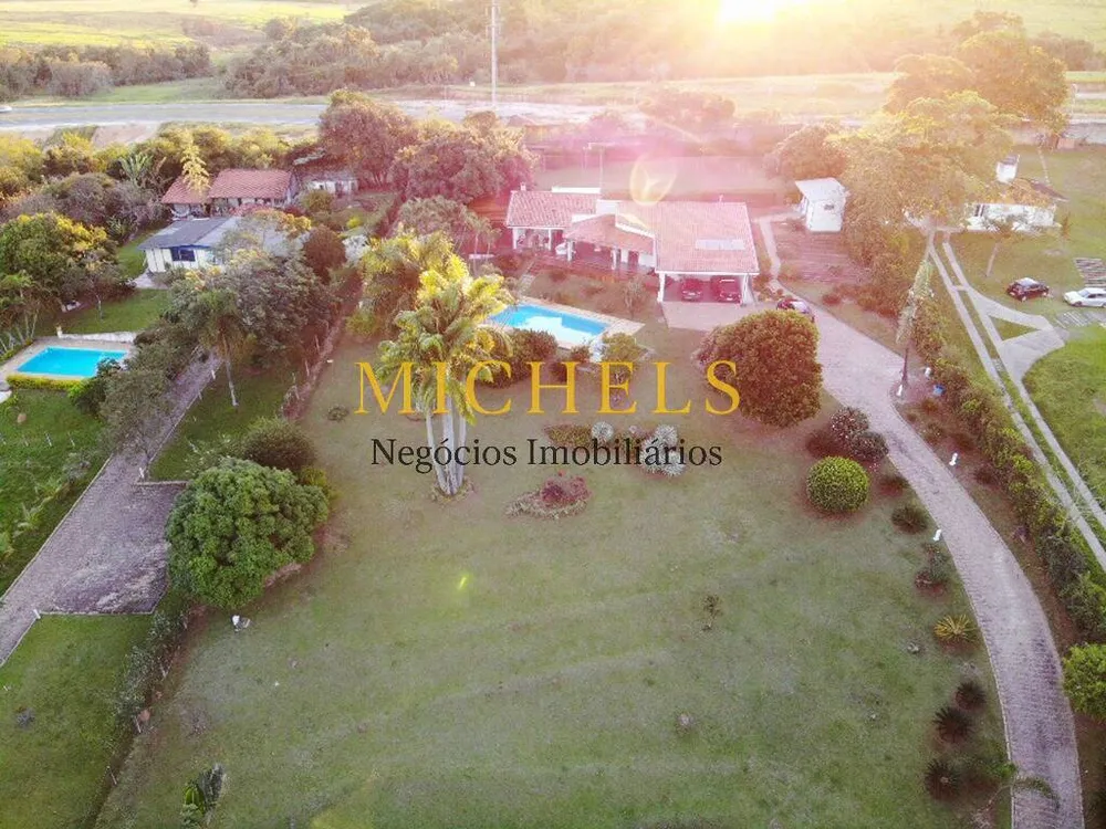 Chácara, 3 quartos, 5000 m² - Foto 1