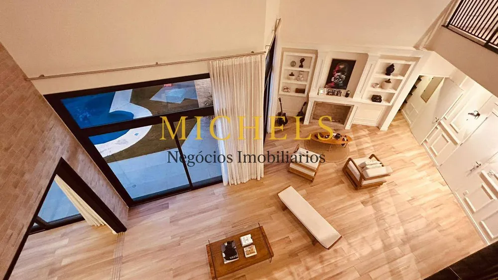 Casa, 3 quartos, 326 m² - Foto 1
