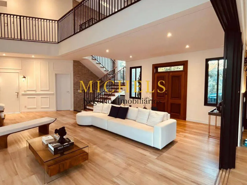 Casa, 3 quartos, 326 m² - Foto 2
