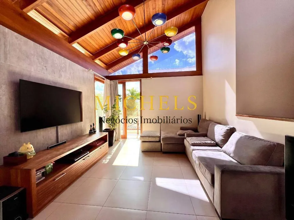 Casa, 3 quartos, 337 m² - Foto 4
