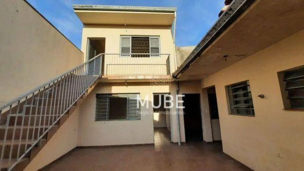 Casa, 4 quartos, 240 m² - Foto 1
