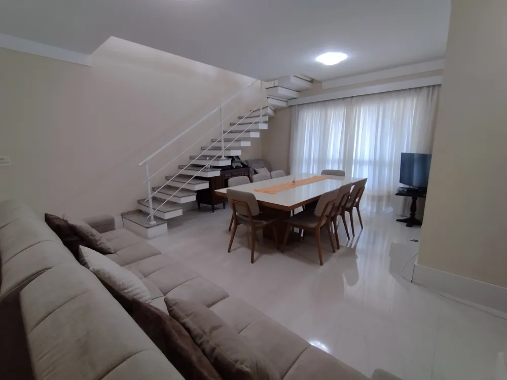 Cobertura, 4 quartos, 243 m² - Foto 1