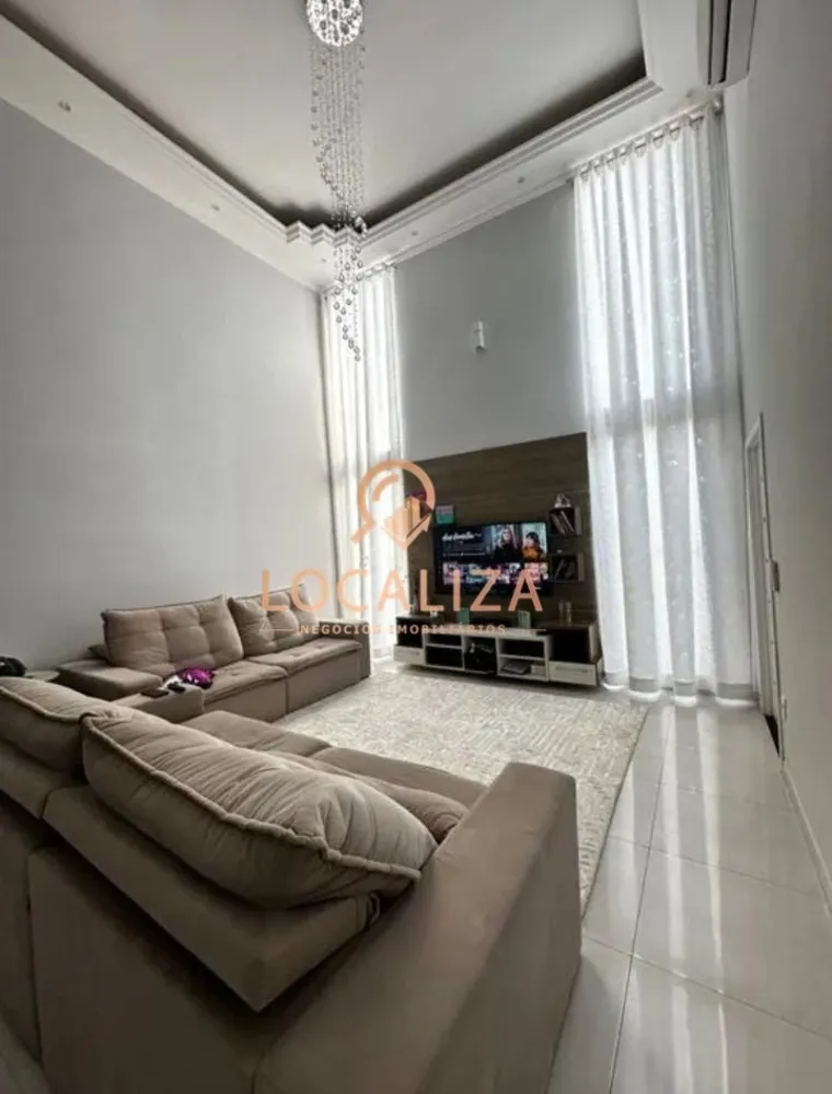 Casa, 3 quartos, 200 m² - Foto 2