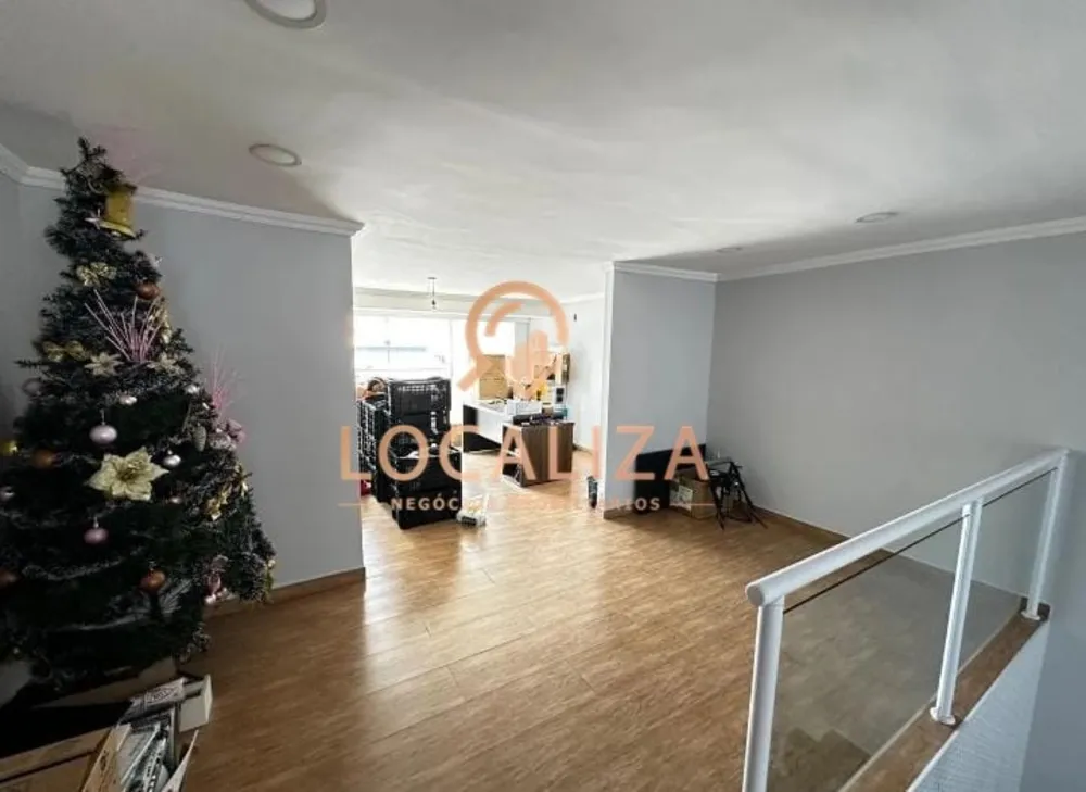 Casa, 3 quartos, 200 m² - Foto 4