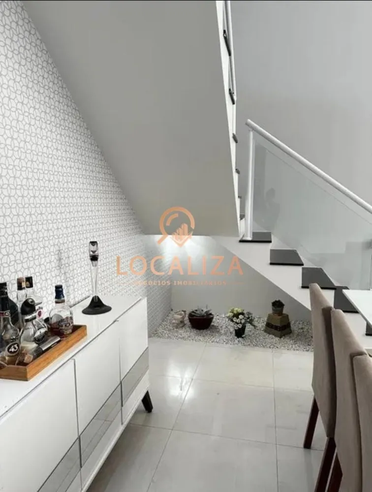 Casa, 3 quartos, 200 m² - Foto 3
