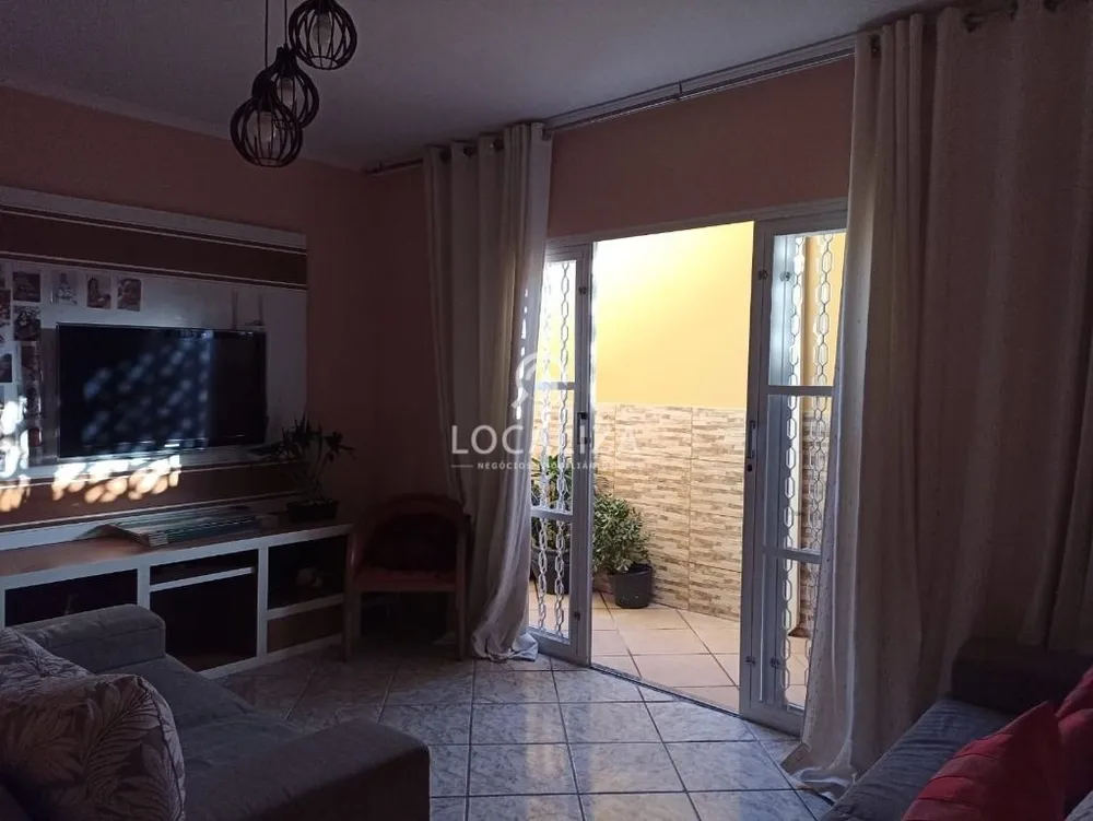 Casa, 2 quartos, 70 m² - Foto 3