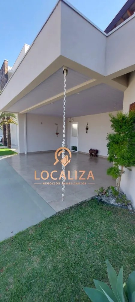 Casa, 3 quartos, 189 m² - Foto 2