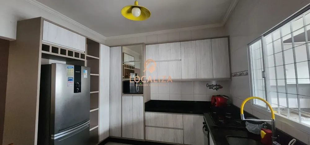 Casa, 3 quartos - Foto 2