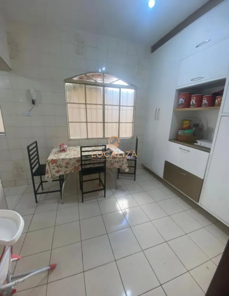 Casa, 5 quartos, 394 m² - Foto 3