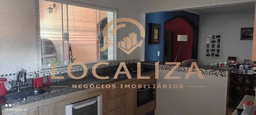 Casa, 7 quartos, 136 m² - Foto 1