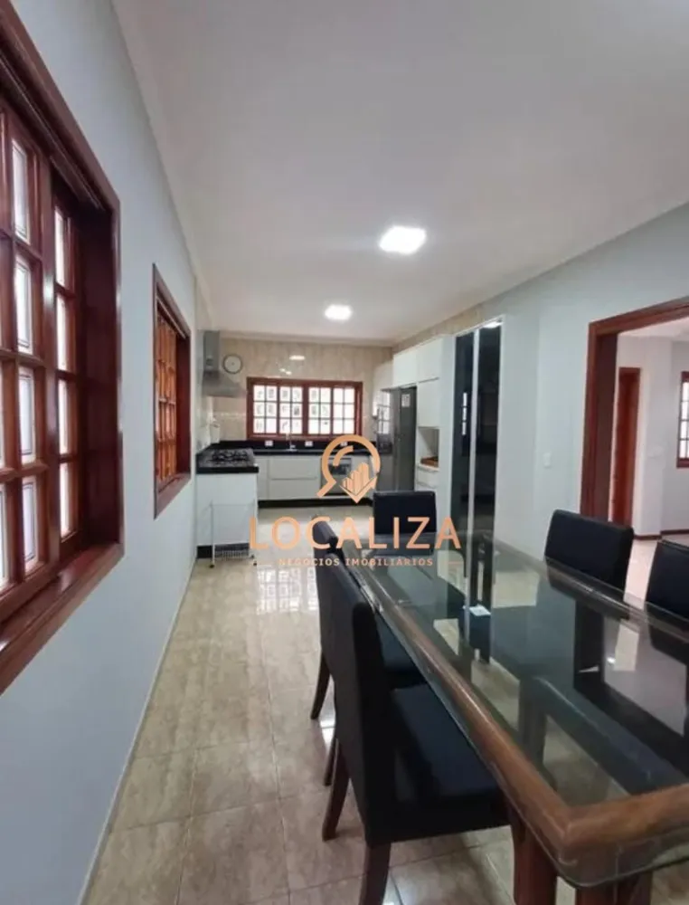 Casa, 6 quartos, 309 m² - Foto 3