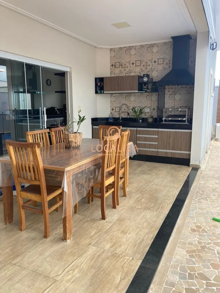 Casa, 3 quartos, 240 m² - Foto 12