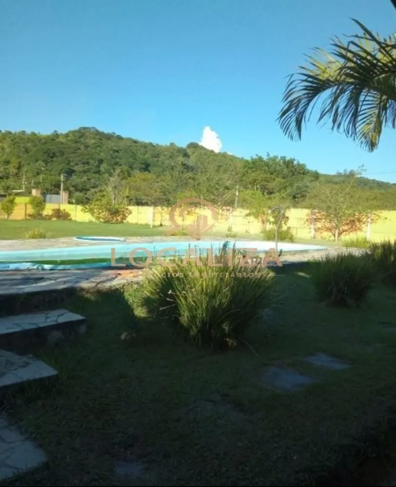 Chácara, 5 quartos, 2000 m² - Foto 1