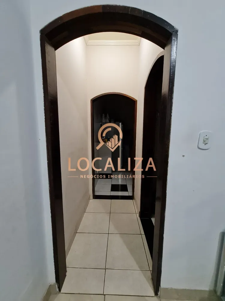 Casa, 3 quartos, 304 m² - Foto 2