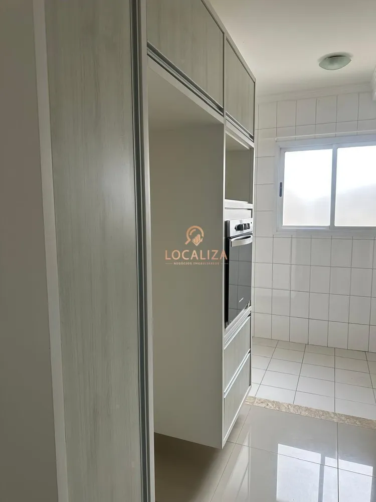 Apartamento, 3 quartos, 77 m² - Foto 2