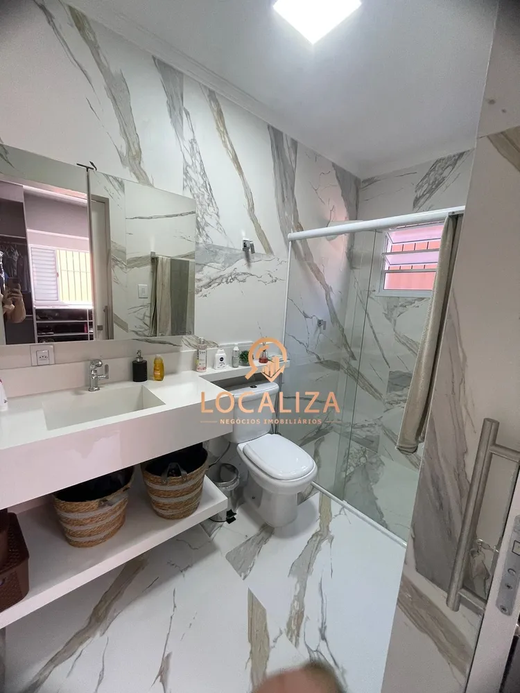 Casa, 4 quartos, 245 m² - Foto 8