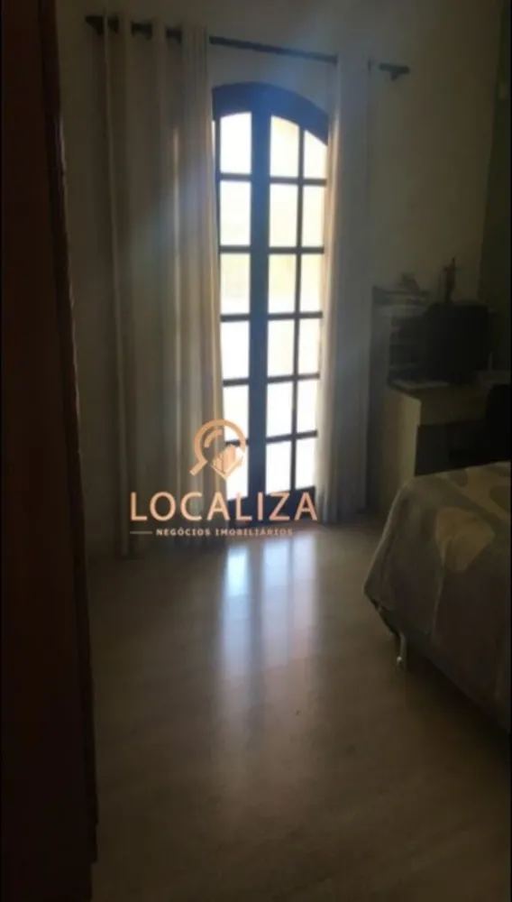 Casa, 5 quartos, 230 m² - Foto 9