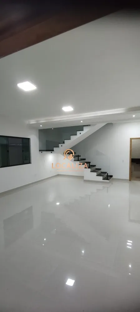 Casa, 5 quartos, 302 m² - Foto 3