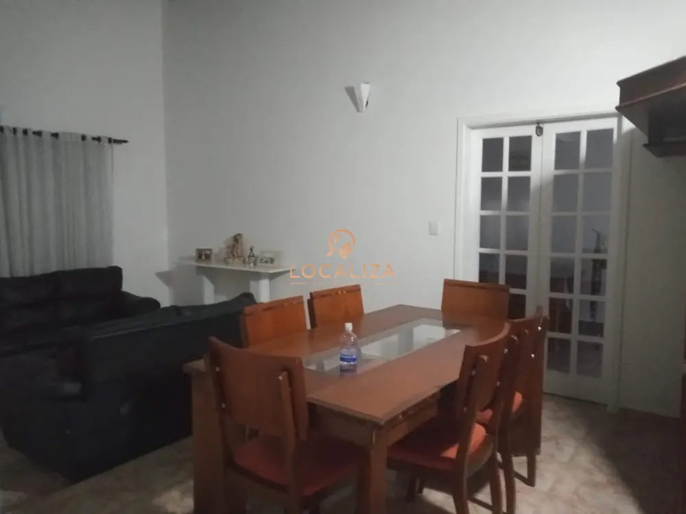 Casa, 4 quartos, 180 m² - Foto 2