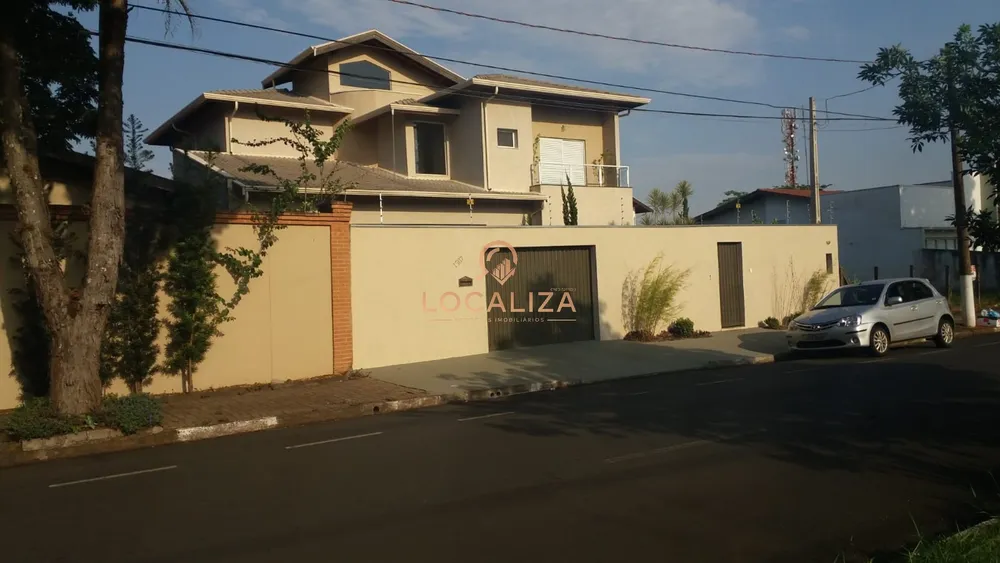 Casa, 3 quartos, 254 m² - Foto 1