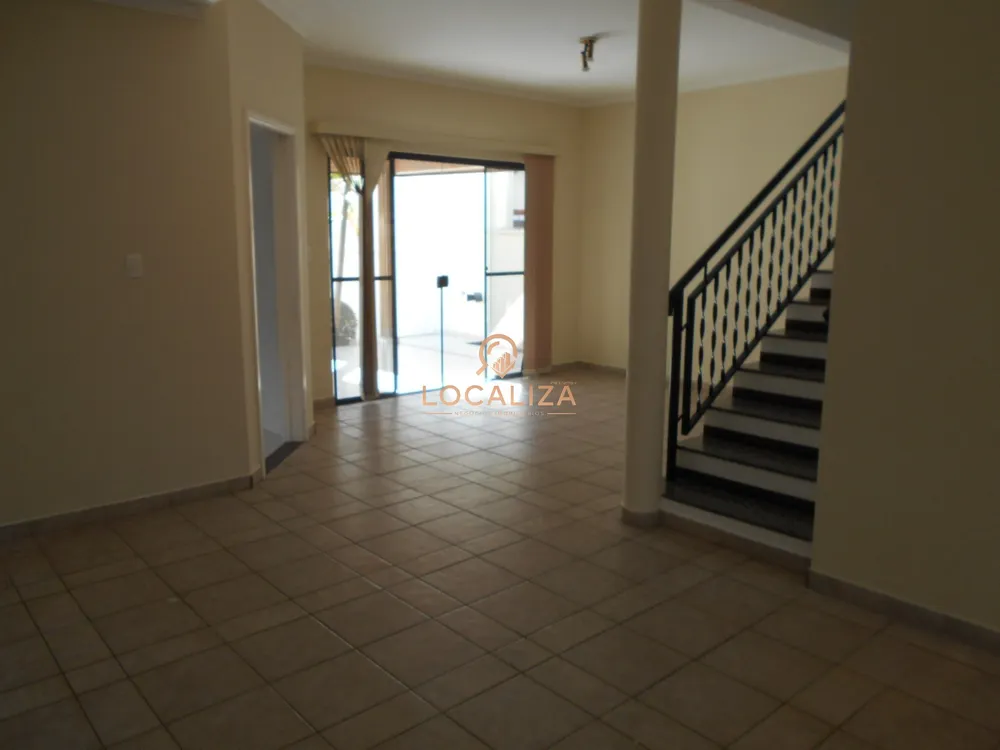 Casa, 4 quartos, 240 m² - Foto 2