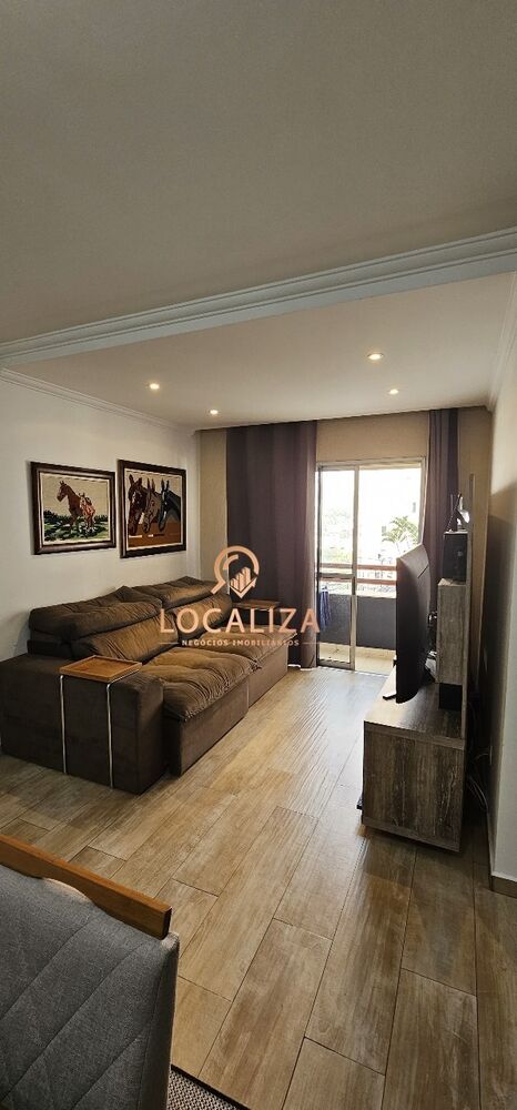 Apartamento à venda com 3 quartos, 91m² - Foto 2