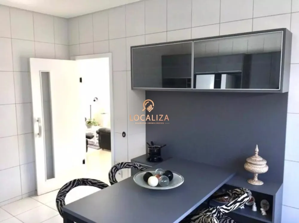 Casa, 4 quartos, 289 m² - Foto 3