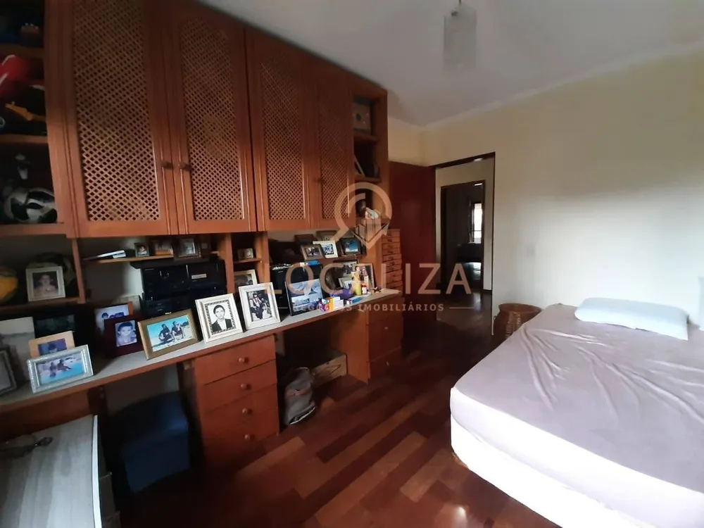 Casa, 4 quartos, 260 m² - Foto 8