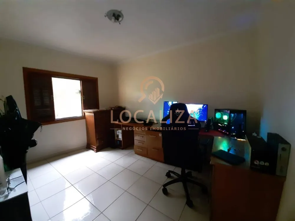 Casa, 4 quartos, 260 m² - Foto 6