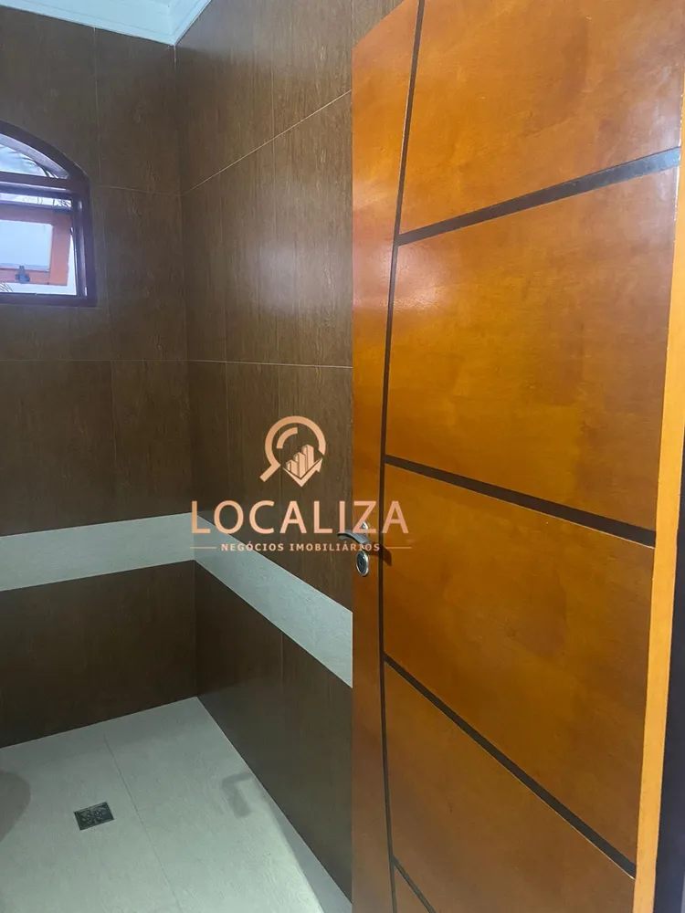 Casa, 3 quartos, 215 m² - Foto 8