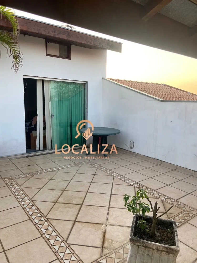 Casa, 3 quartos, 215 m² - Foto 7