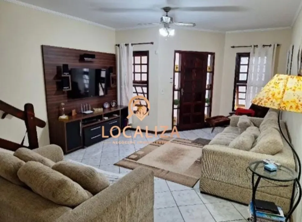 Casa, 3 quartos, 187 m² - Foto 1