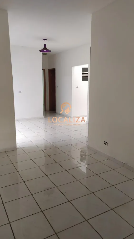 Casa, 3 quartos, 140 m² - Foto 2
