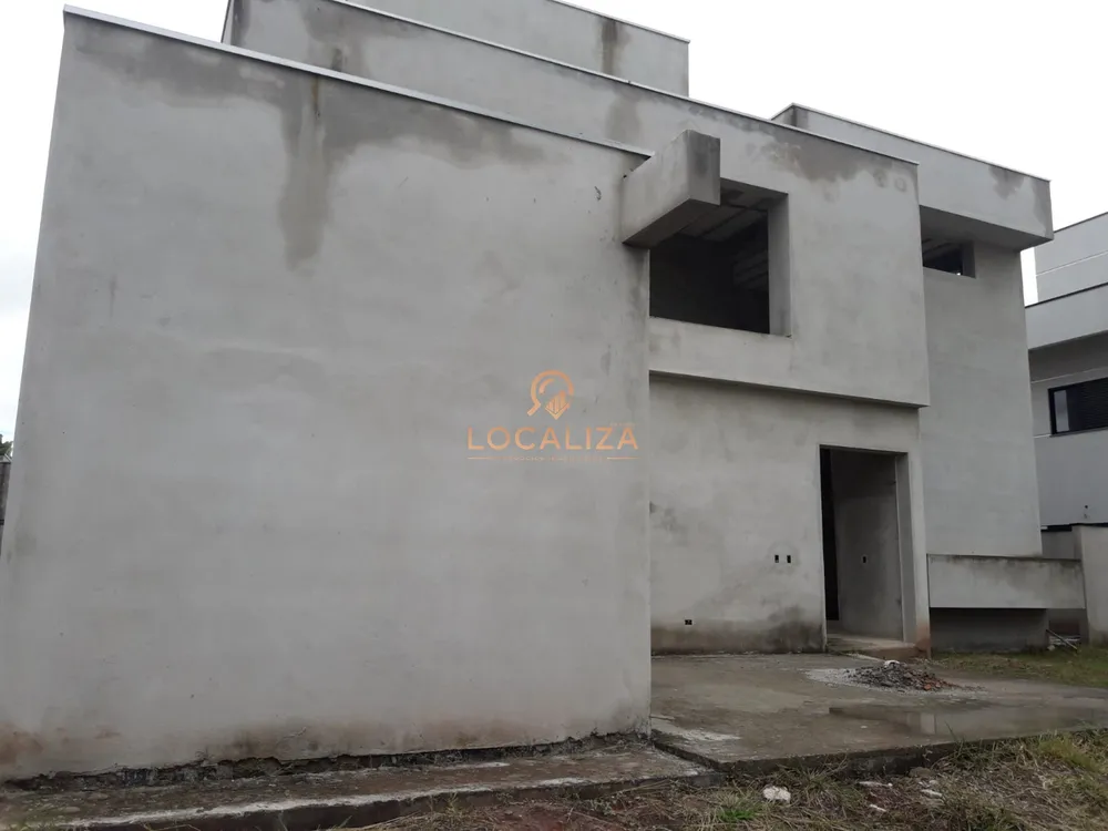 Casa, 3 quartos, 300 m² - Foto 1