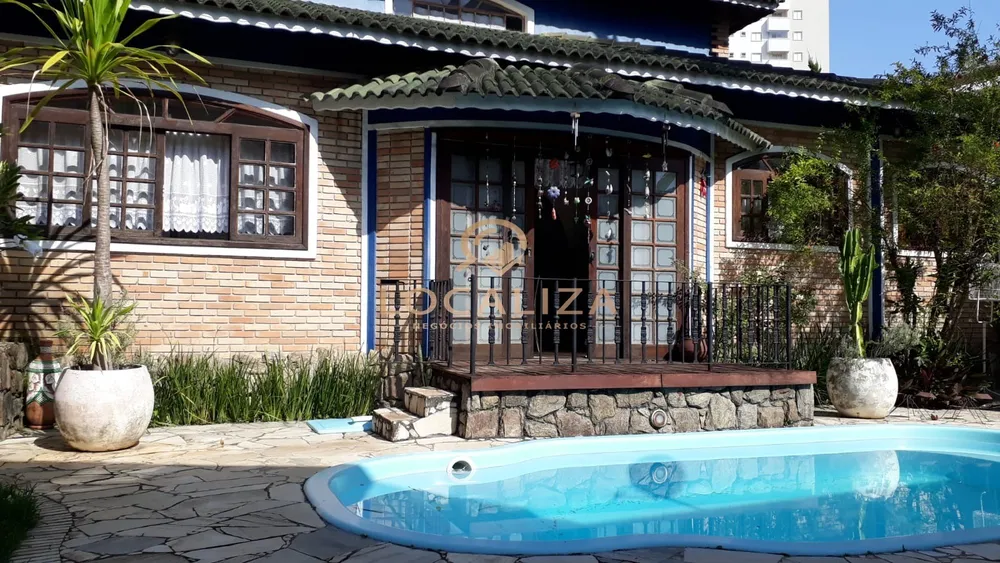 Casa, 3 quartos, 540 m² - Foto 1