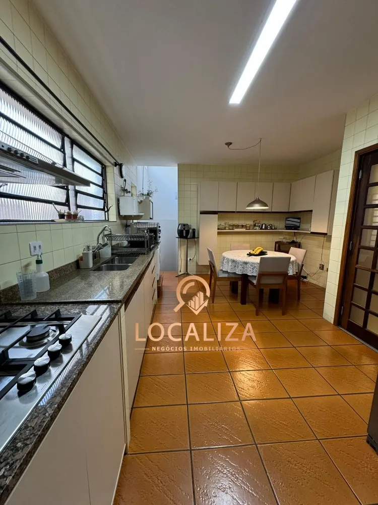 Casa, 4 quartos, 356 m² - Foto 3