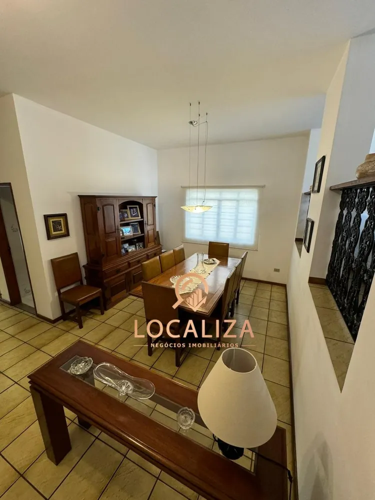 Casa, 4 quartos, 356 m² - Foto 2