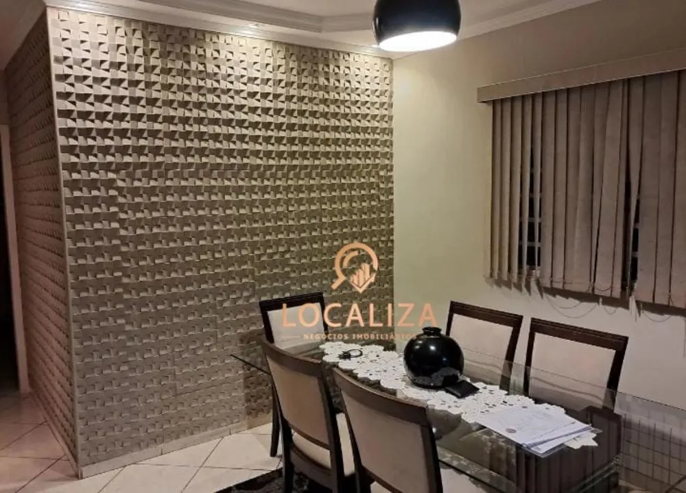 Casa, 4 quartos, 205 m² - Foto 2