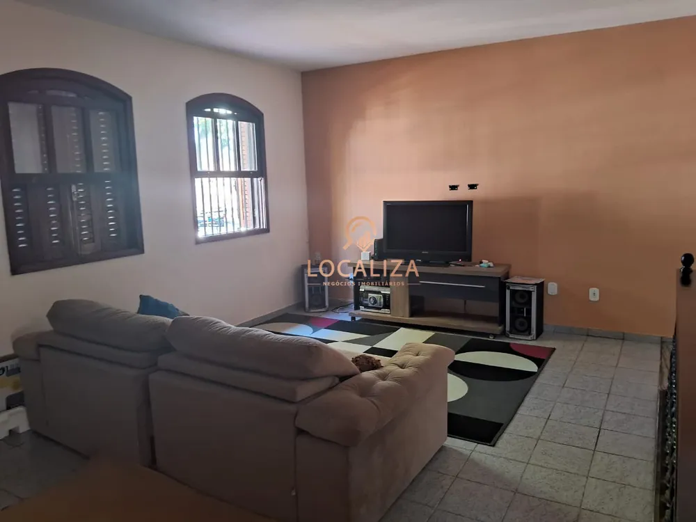 Casa, 4 quartos - Foto 1