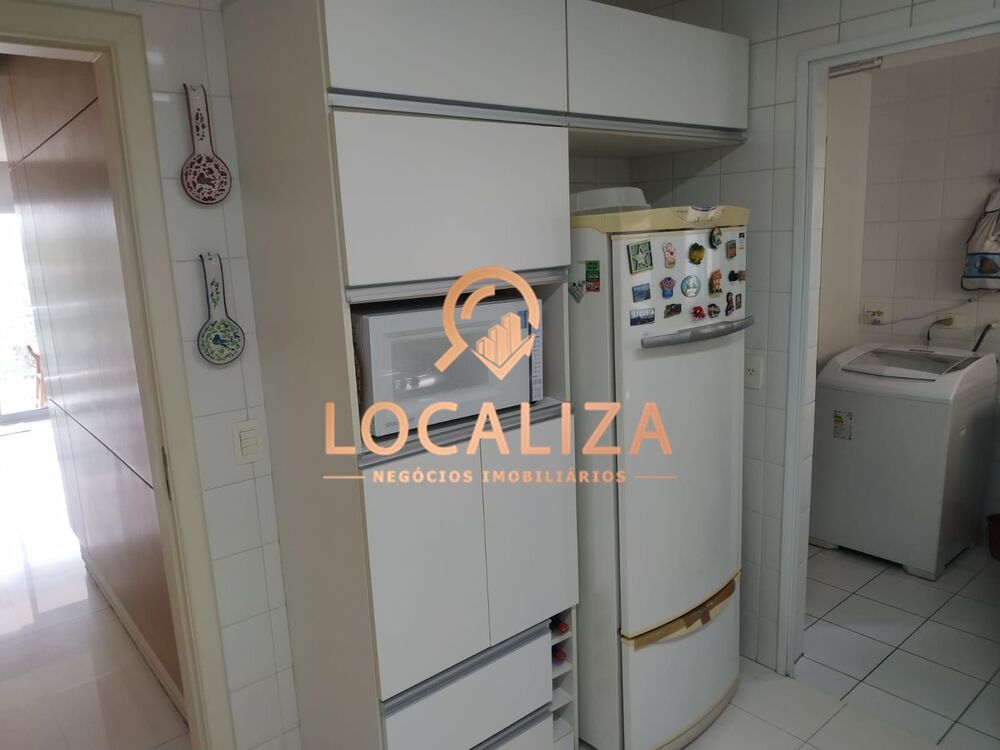 Apartamento à venda com 3 quartos, 142m² - Foto 10