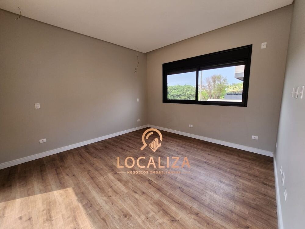 Casa à venda com 4 quartos, 277m² - Foto 7