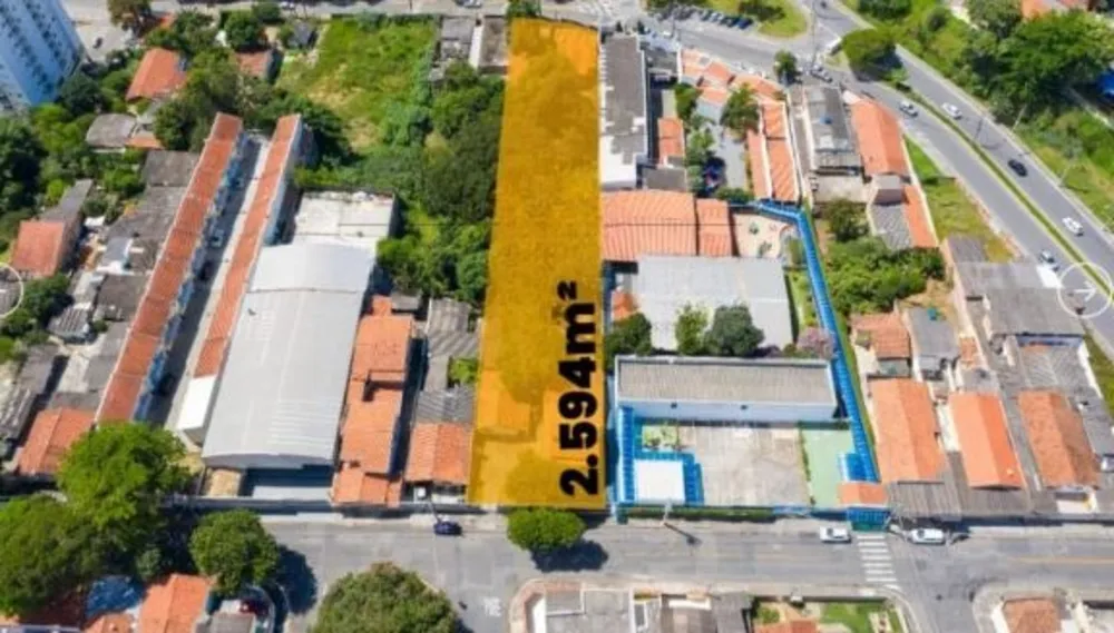 Loteamento e Condomínio, 2594 m² - Foto 1