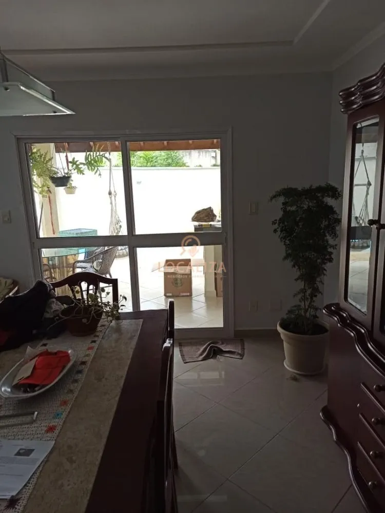 Casa, 4 quartos, 260 m² - Foto 11
