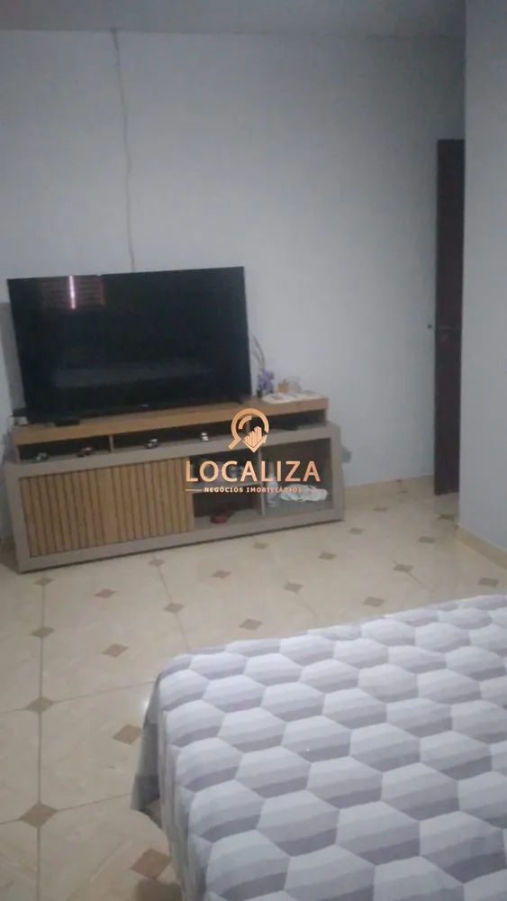 Casa, 3 quartos, 137 m² - Foto 2