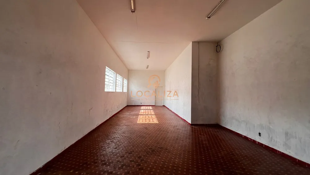 Loja-Salão, 250 m² - Foto 1